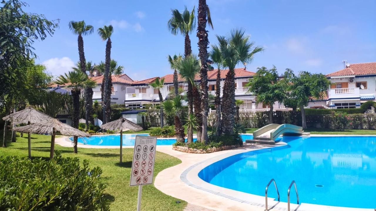 Appartement Apartamento Parquemar à La Mata  Extérieur photo